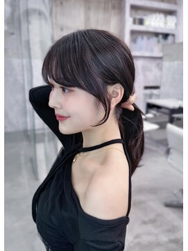 フィヴェント(Fivent) 黒髪韓国小顔レイヤーイメチェン暗めオリーブグレークラゲヘアー