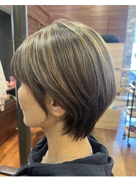 トイロ(toiro) ショートカット×ハイライト
