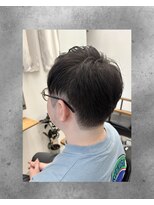 アルク(arc) ツーブロック刈り上げショート
