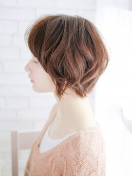 ヘアメイク ナル(hair make nalu) 外ハネカールショート