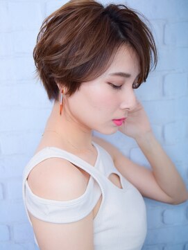 ラウンジ モリオ イケブクロ(Lounge MORIO Ikebukuro) 【morio池袋】大人かわいい前下がりセンシュアルショート