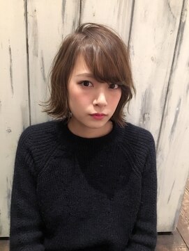 リラ バイ クオーレ(LIRA by CUORE) ワンカール外ハネボブ