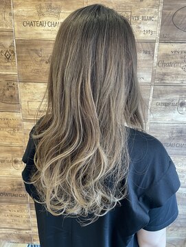 アラモア ひばりヶ丘(Alamoa) 透明感ハイライトカラー×艶髪ロング