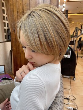 ヘアー デザイナーズ クルー ドルフィン(HAIR DESIGNERS CREW dolphin) short layer