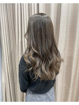 レイドバック(LAID BACK) レイヤーカット☆グレージュ