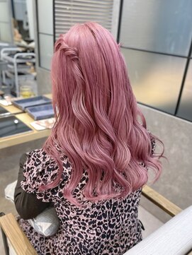 リノショアーズ 日本大通り店(RINOSHORES) ウェーブロングアレンジピンクベージュ可愛いガーリーmaaya