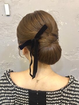 エフェ(effet) 大きめシニヨン