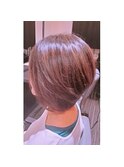前下がりショートボブ
