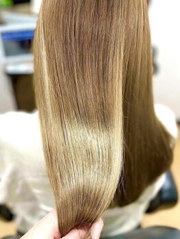 シルエットヘアメイク(silhouette hair make)の写真/ダメージレス[カラー]や持ちのいい[エイジングTR]どんな髪にも使える[専用コーム]で髪質改善×キレイが叶う