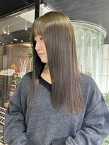 ヘアーアンドメイク ビス(HAIR&MAKE bis)&nbsp;透明感オリーブベージュ♪【唐木彩華】