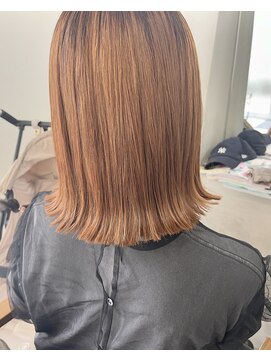 ヘアーサロン トランク(TRUNK) オレンジカラー