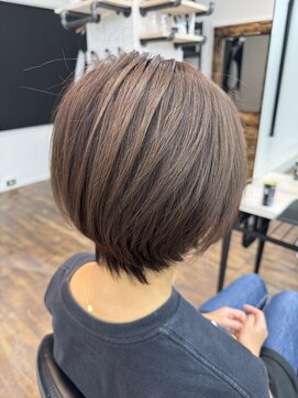 ヤイ(Yhai) カラー