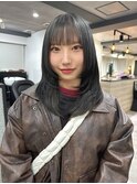レイヤーカット×グレージュ