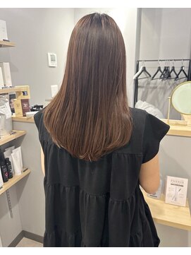 アトレ 福岡大名店(attrait) セミロング大人可愛いブラウンヘアスタイル