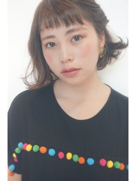 リパブリッシュ バイ ゴズウェルヘア(Republish by Goeswell Hair) 簡単ねじりアレンジ