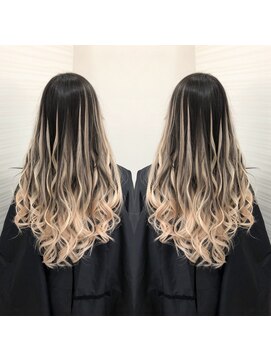 デザイン フォー ヘアー グランツ プロデュース バイ ヒス(Design for hair GRAnt'z) ホワイトグラデーションシールエクステ