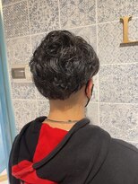 ロンド ストラーダ 心斎橋(Lond strada)&nbsp;【津賀　涼】大人カッコいい外国人風パーマ刈り上げビジネス☆