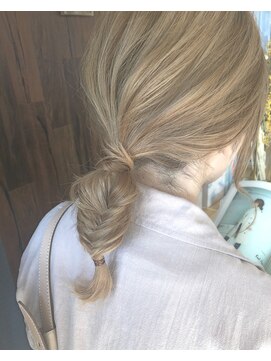 カヌレバイミルクティ(Canel’e by Milk tea) 簡単ヘアセット