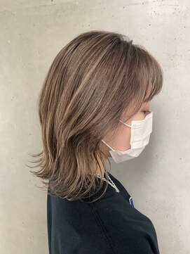 リバレッジ 白金(Leverage) ハイライトで作る柔らかベージュ【白金台/白金/目黒】担当山岡