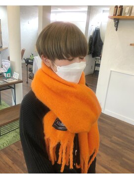 レジスタヘアーワークス (REGISTA hair works) ブリーチでつくるミルクティーベージュ×マッシュ