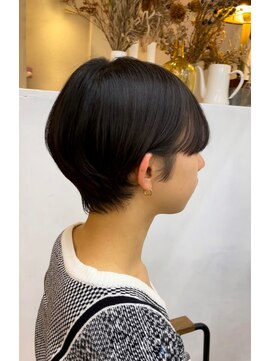 ローラン(Rollant.) 前上がりショートボブ