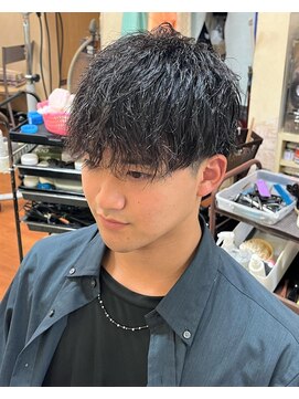 クレス 武蔵浦和店 (CLESC') スマートマッシュ×ツイストスパイラル/ツーブロックショート