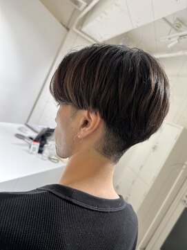 ストレータ バイ マリオ(Strata by mario) 【mami】ナチュラルセンターパートマッシュ