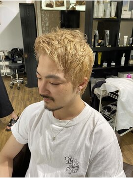 アルカナ 明治神宮前原宿(ARCANA) 束感ショート　波巻き　ハイライト マッシュパーマ