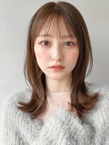美髪艶感大人可愛い薄めバングこなれヘアアッシュブラウン時