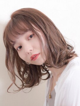 ビレット(BILLET) 透明感系クールベージュ