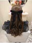 巻きおろしハーフアップ