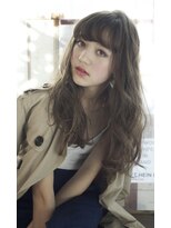 エイチ(H eitf) 外国人風オリーブベージュ