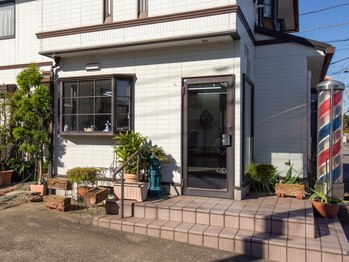 カットサロンUME