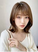 モーヴピンクベージュカラー韓国レイヤースタイル前髪カット