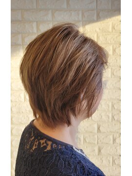 松本平太郎美容室 国立店 40代50代60代70代×ショートレイヤー×イノアカラー×ハイライト