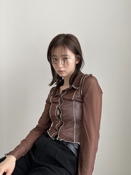 エイチ(811) ショートバレイヤージュマッシュウルフタッセルボブパーマ60代