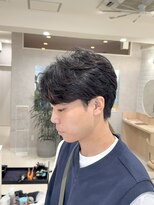 メレ 仙台(Mele)&nbsp;コンマバング/センター分け/ニュアンスパーマ/メンズパーマ