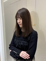 スリー(THREE)&nbsp;ナチュラル可愛いミディアムヘア