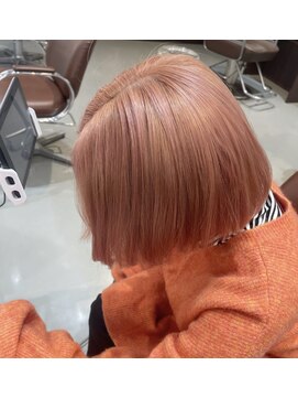 ヘアーメイクチック(HAIR MAKE CHiC) ピンクミルクティーベージュカラーダブルカラー透明感カラー