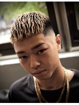 エーピーティートアウエスト(APT. TOR WEST)&nbsp;Crop Skin fade