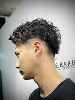 リバティシェアバーバー 銀座(LIBERTY SHARE BARBER) かきあげツイストスパイラルパーマ