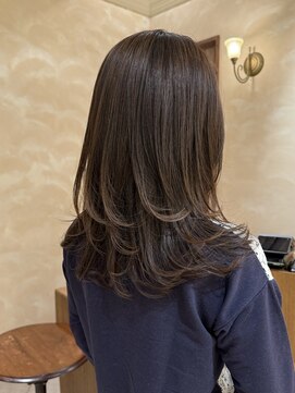 ビュートリアム265(BEAUTRIUM 265) ◆ミディアムレイヤーカット/ウルフヘア/ハイレイヤーハイライト