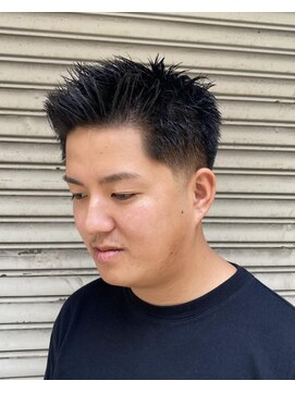 フランクスバーバーザスタンド(Frank’s barber the stand) スパイキーテーパーフェードE