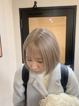 エミー(aimee) ホワイトベージュ