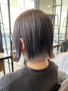 マンプス アッシュグレージュ