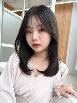 アフロート エル 大阪(AFLOAT L) 暗髪で出せるこなれ感！フェイスレイヤー×ナチュラルセミロング