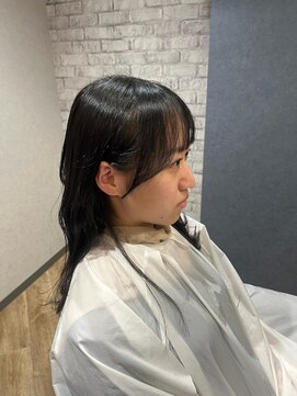 ラビマーニ 箕面店(Labimani) 耳にかけても割れない顔周りカット