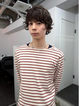 ブラウンズ(BROWNS) 大きく動くミディアムパーマ