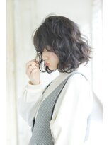 ロンドプランタン 恵比寿(Lond Printemps)&nbsp;20代 30代に人気 簡単スタイリング ゆるウェーブボブ