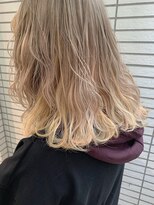 グロウ 上野御徒町(grow)&nbsp;耳かけ/フォギーベージュ/マッシュウルフ/外ハネ[上野/御徒町]